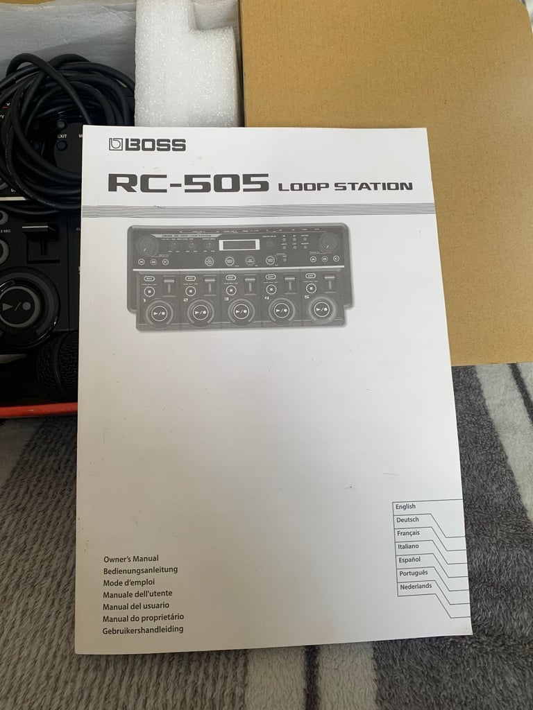 Boss RC-505 Loop Station Phrase Recorder Keyboard Effect Workstation