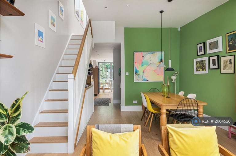 4 bedroom house in Bennerley Road, London, SW11 (4 bed) (#2664526)