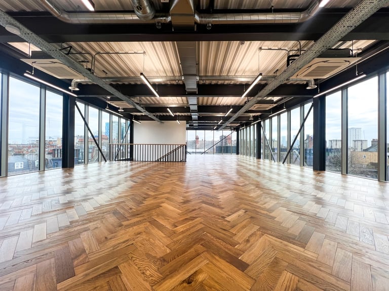 Fully Serviced Contemporary Duplex Office | 3,347 sq ft | Aldgate | 50-83 Desks