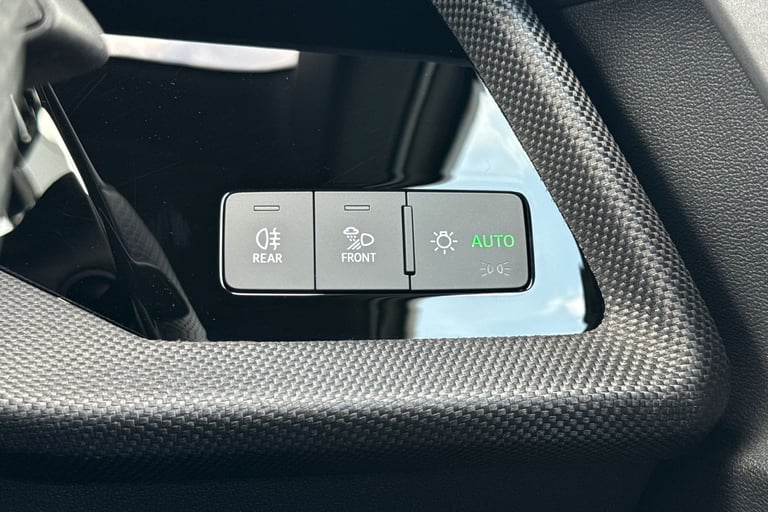 2025 Audi A3 Black Edition 35 TFSI  150 PS 6-speed Saloon PETROL Manual