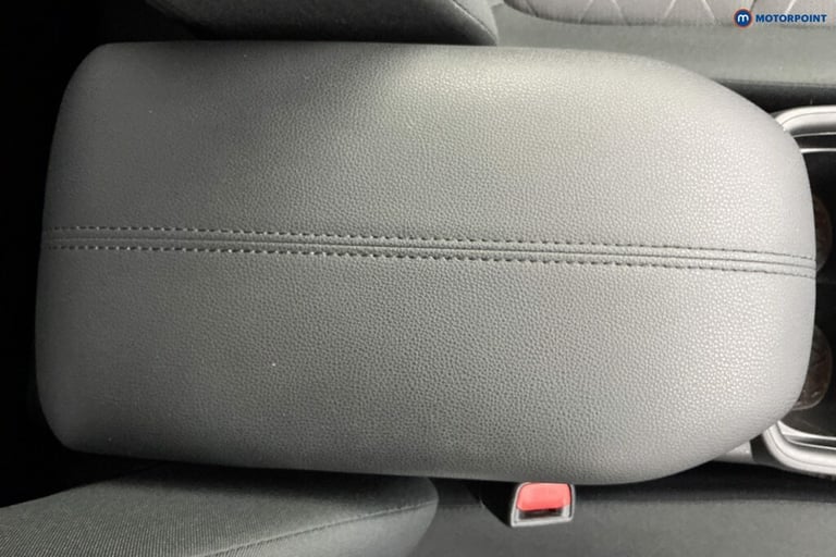 2020 Toyota RAV4 2.5 VVT-i Hybrid Design 5dr CVT 2WD SUV Hybrid Automatic