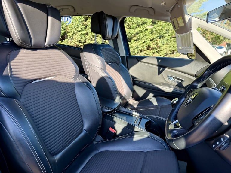 RENAULT GRAND SCENIC 1.6 Dynamique Nav dCi 130 2017