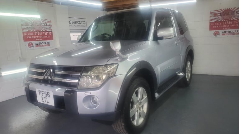 mitsubishi pajero 3.8 v6 4wd automatic 3 door in silver fresh japanese import 07