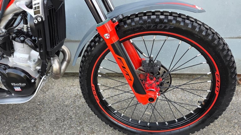 BETA EVO 300 2024 TRIALS BIKE VERY GOOD CONDITION