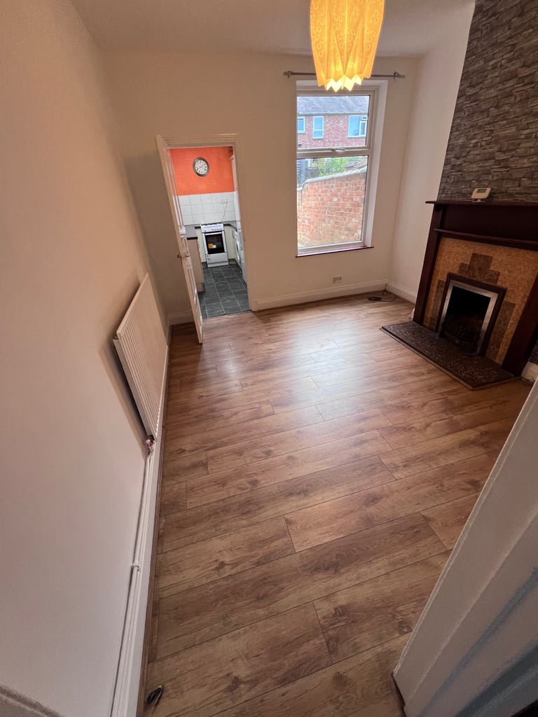 2 Bed Terraced House, Rowan Street, LE3 - Available from 22 November 2025
