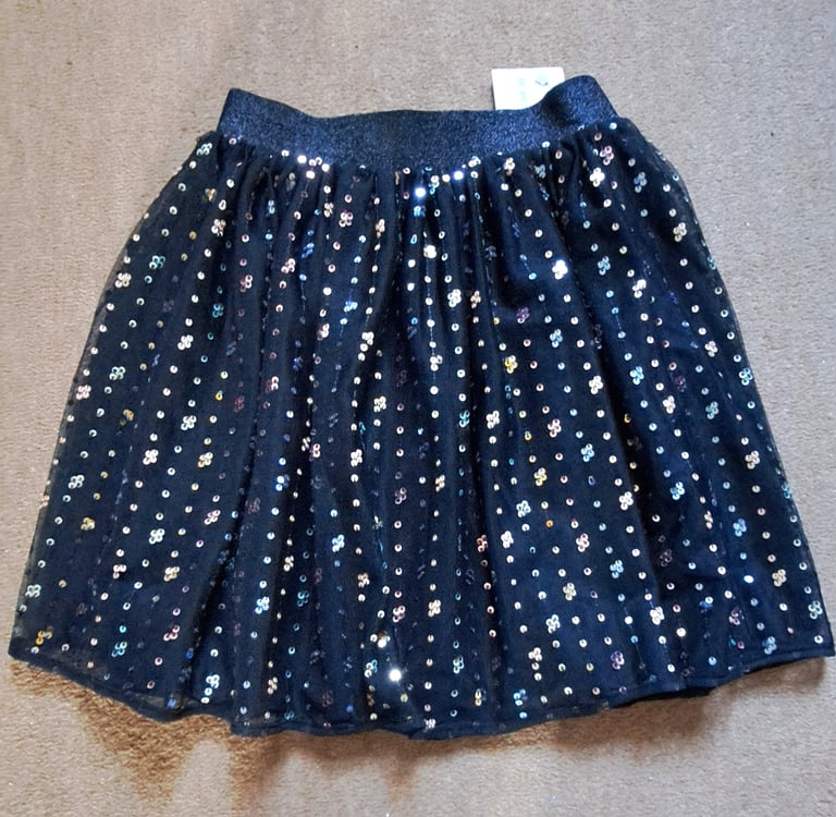 Girls black sequin skirt NEW