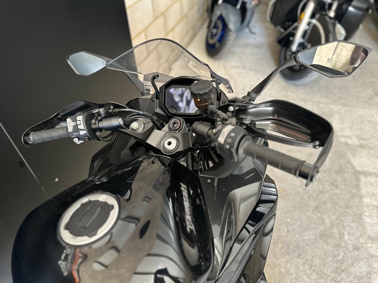STUNNING LOW MILEAGE 2021/21 KAWASAKI NINJA 1000 SX TOURER MOTORCYCLE 