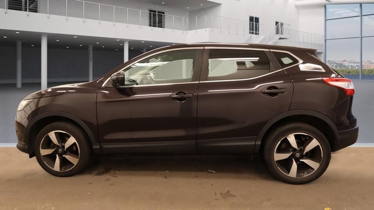 2016 Nissan Qashqai 1.5 dCi N-Connecta 5dr HATCHBACK Diesel Manual