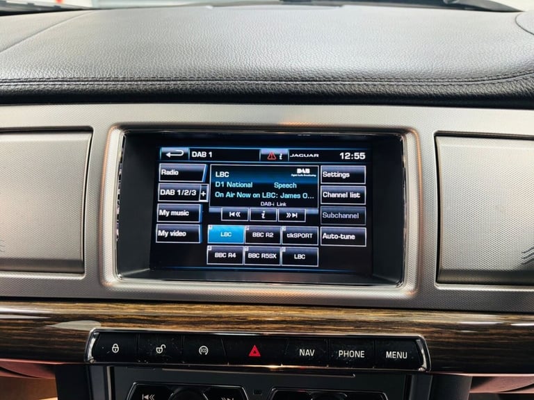 2014 Jaguar XF 2.2d [200] R-Sport 4dr Auto SALOON DIESEL Automatic