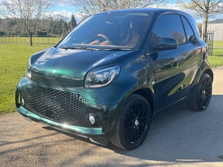 2021 SMART FORTWO 17.6KWH RACING GREEN EDITION COUPE 2DR ELECTRIC AUTO (22KW CHA