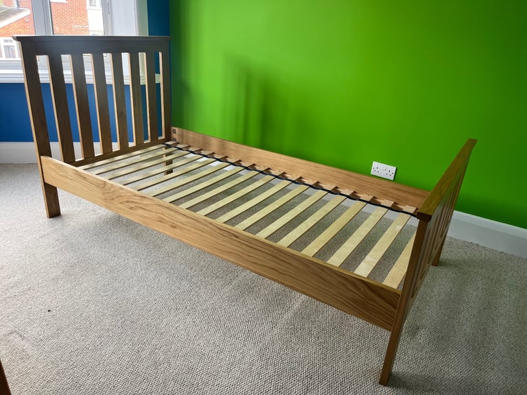 Oak single bed 