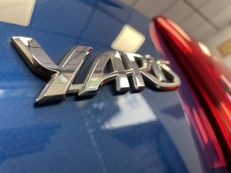 2016 Toyota Yaris VVT-h Excel Hatchback HYBRID Automatic