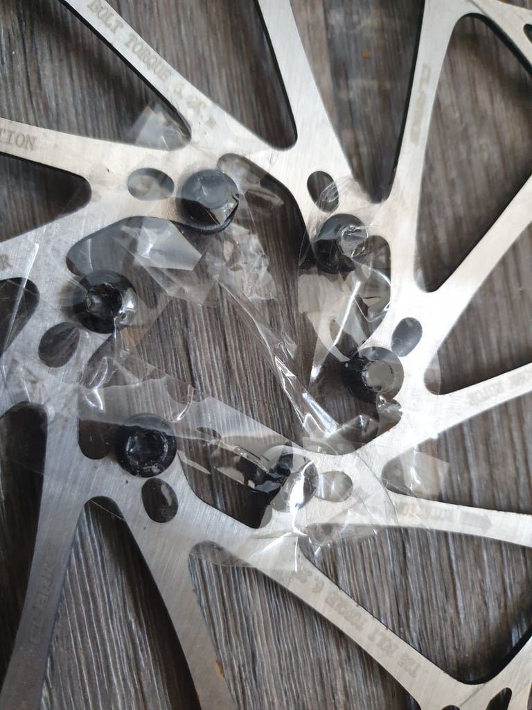 Disc brake rotors set front & rear + fittings 