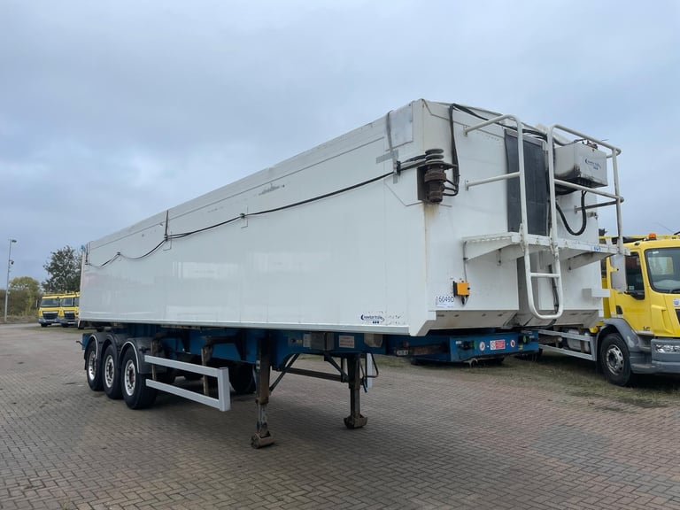 CRANE FRUEHAUF 55 CU-YD ALUMINIUM PLANK SIDED BULK TIPPING TRAILER 