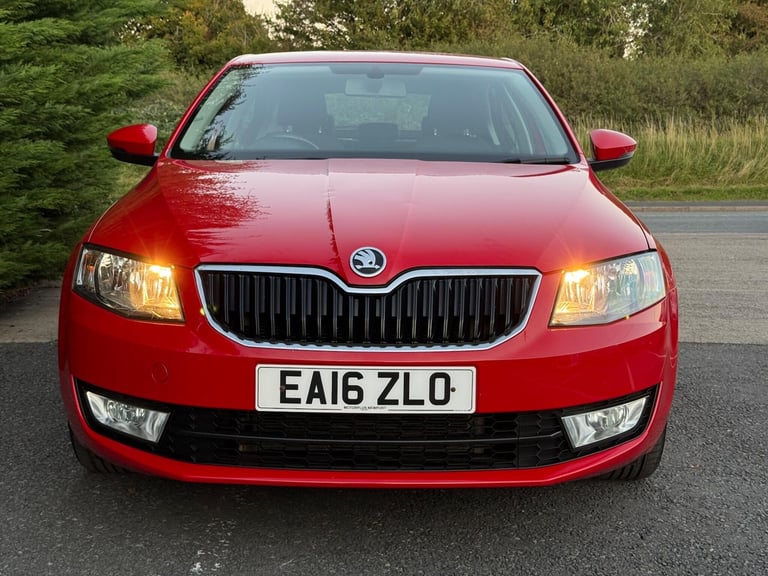 2016 Skoda Octavia 1.6 TDI SE DSG Euro 6 (s/s) 5dr HATCHBACK Diesel Automatic