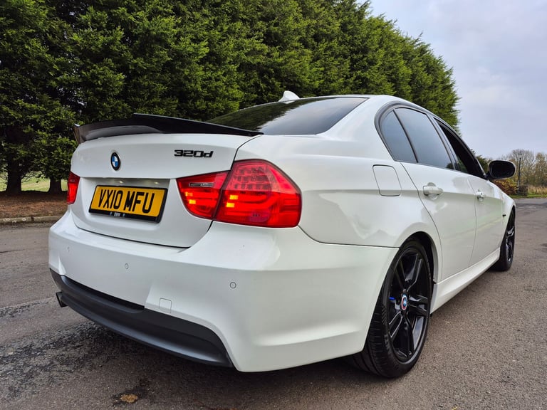 BMW, 3 SERIES, Saloon, 2010, Manual, 1995 (cc), 4 doors