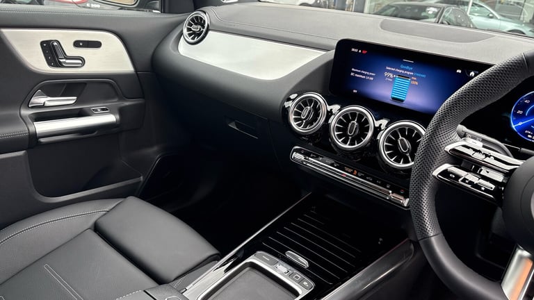 2025 Mercedes-Benz EQA 250+ 140kW AMG Line Prem Plus 70.5kWh 5dr Auto Electric Hatchback Hatchbac...