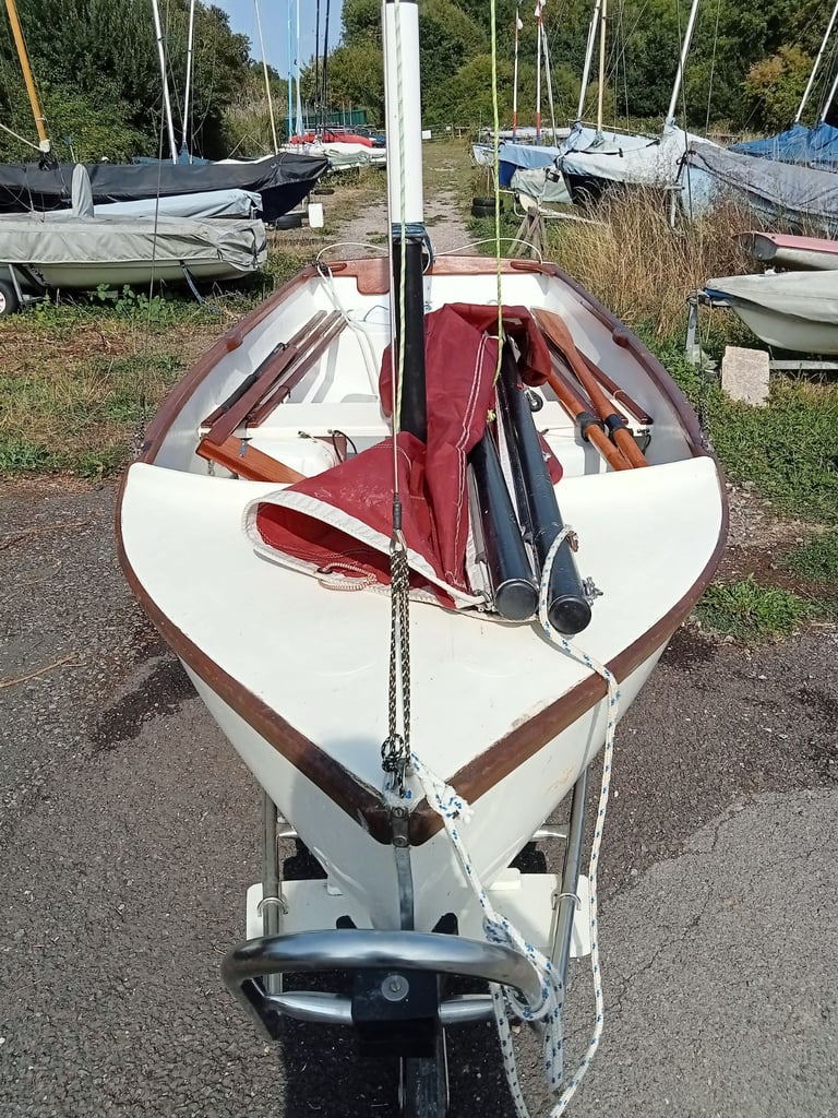 Avon Scow