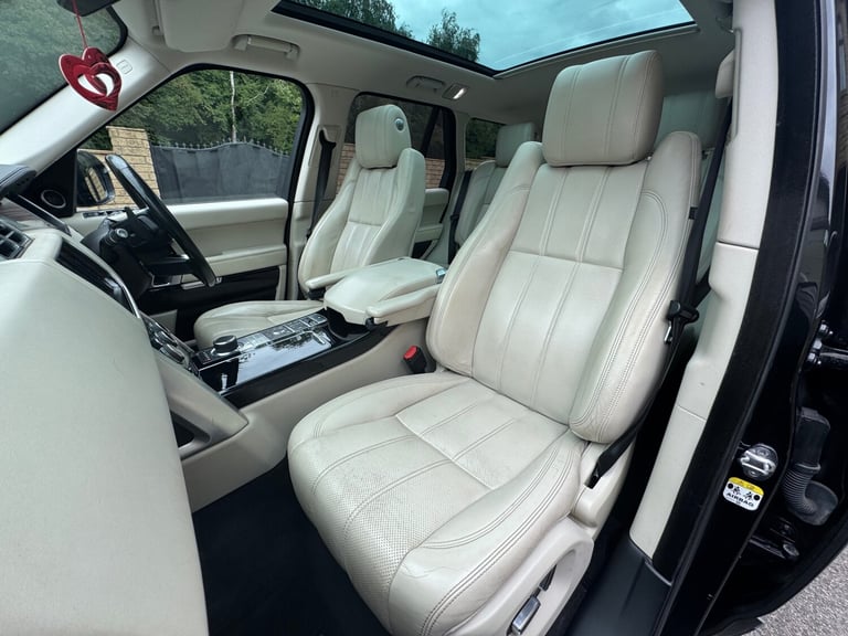 2015 Land Rover Range Rover 3.0 TDV6 Vogue 4dr Auto ESTATE Diesel Automatic