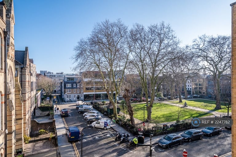 2 bedroom flat in Hoxton Square, London, N1 (2 bed) (#2247782)