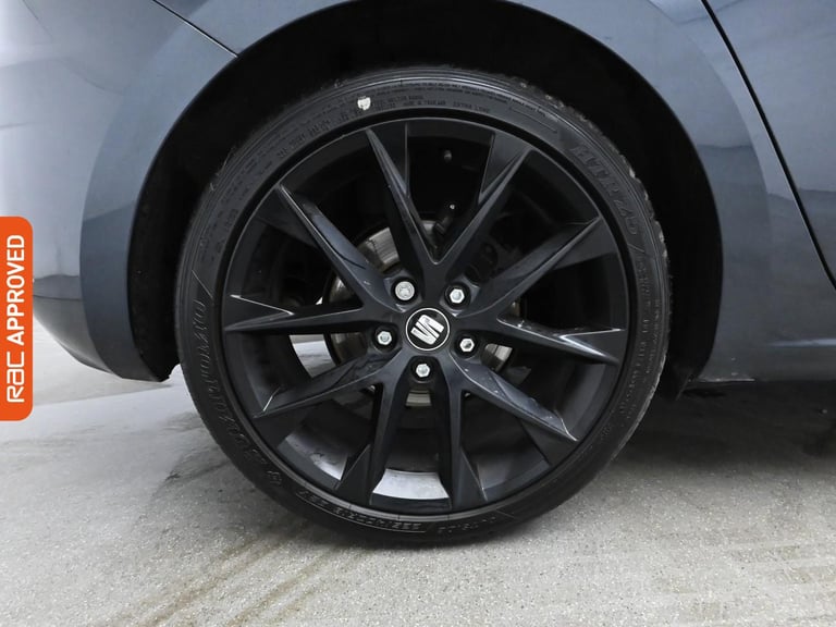 2019 SEAT Leon 1.5 TSI EVO FR Black Edition Hatchback 5dr Petrol Manual Euro 6 (s/s) (150  Hatchb...