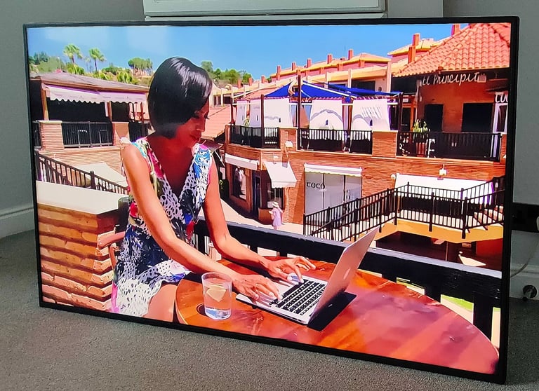 65" GVISION WALL MOUNT FULL HD SCREEN SLIM LED+FIRESTICK LOADS OF APPS RC NEW WALL BRACKETS