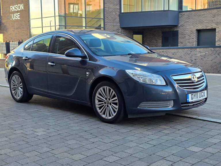 Vauxhall, INSIGNIA, Hatchback, 2011, Other, 1956 (cc), 5 doors