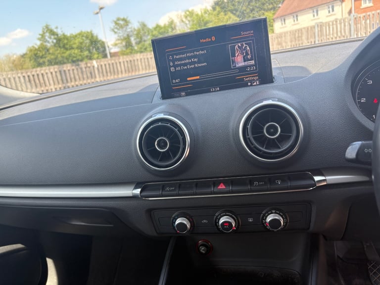 2014 Audi A3 1.6 TDI SE 5dr HATCHBACK Diesel Manual