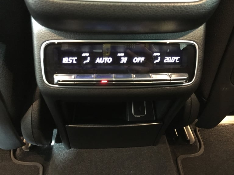MERCEDES GLE 400d 4Matic AMG Line Premium + 5dr 9G-Tronic COUPE LHD