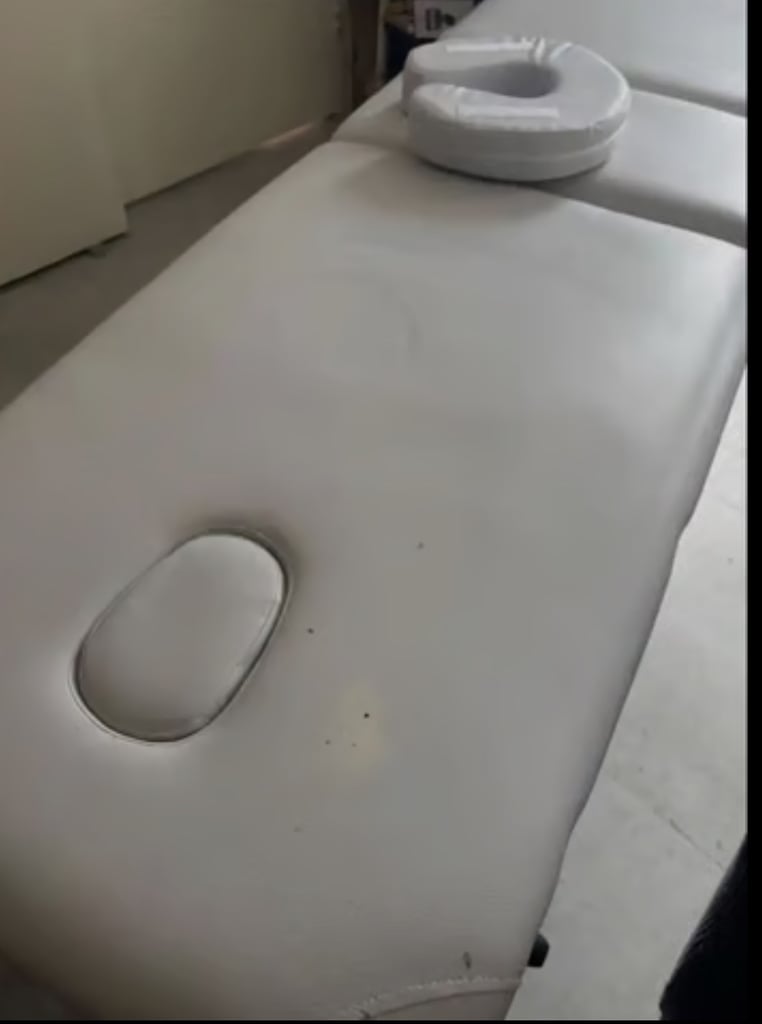 Mobile white Massage / eyelash/ therapy table