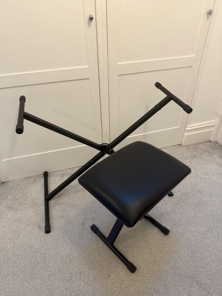 Yamaha PSR-E373 Keyboard with stand and stool