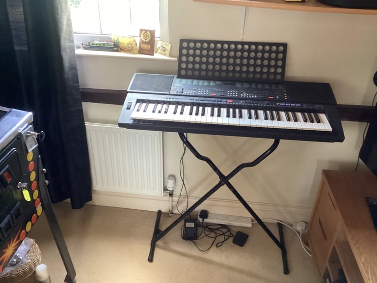 Yamaha PSR 500 keyboard