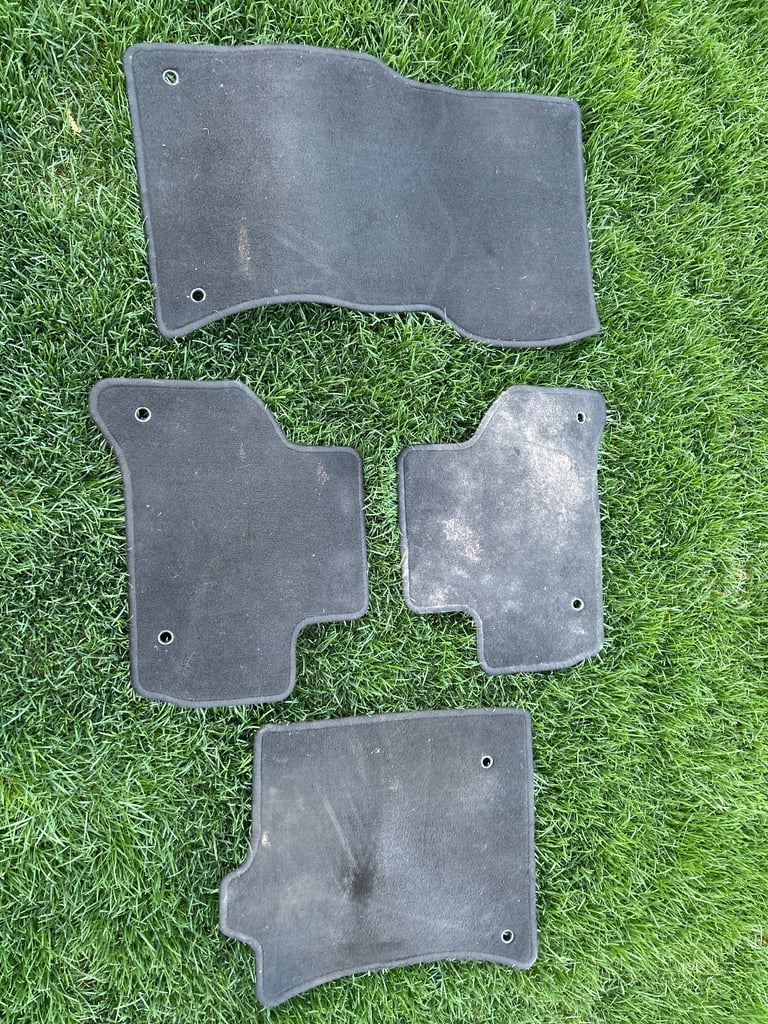 Jaguar XE Car Floor Mats