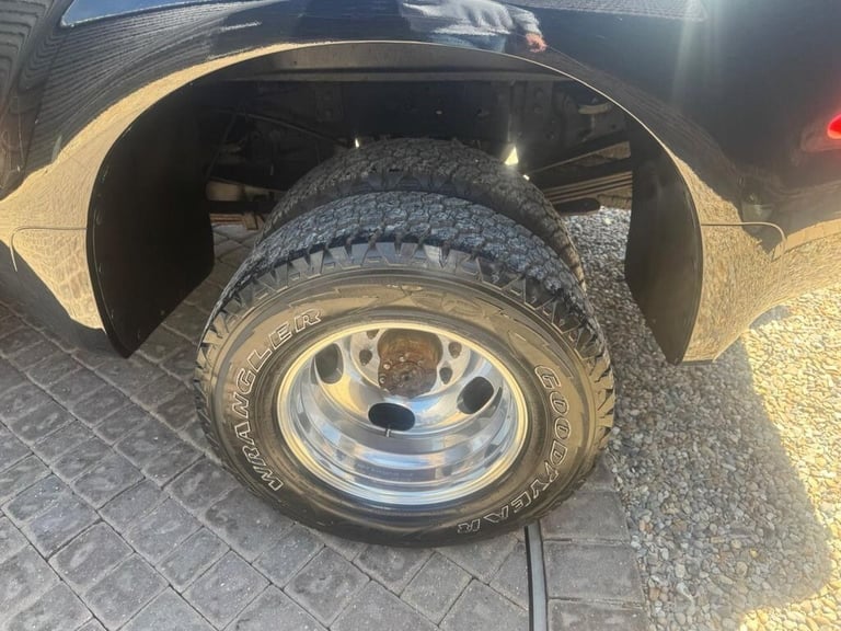 2005 Ford F350 6.0 L v8 Diesel DUALLY 4x4 PICKUP Diesel Automatic