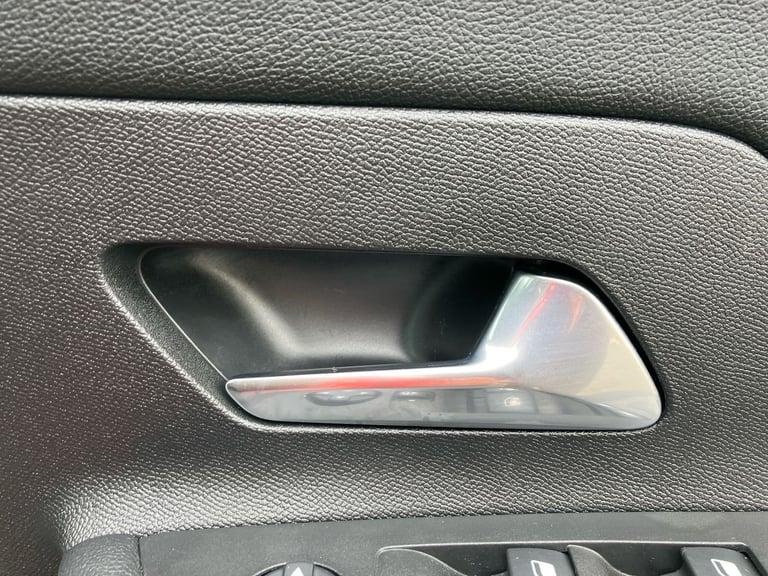 2023 Vauxhall Mokka 100kW Ultimate 50kWh 5dr Auto SUV ELECTRIC Automatic