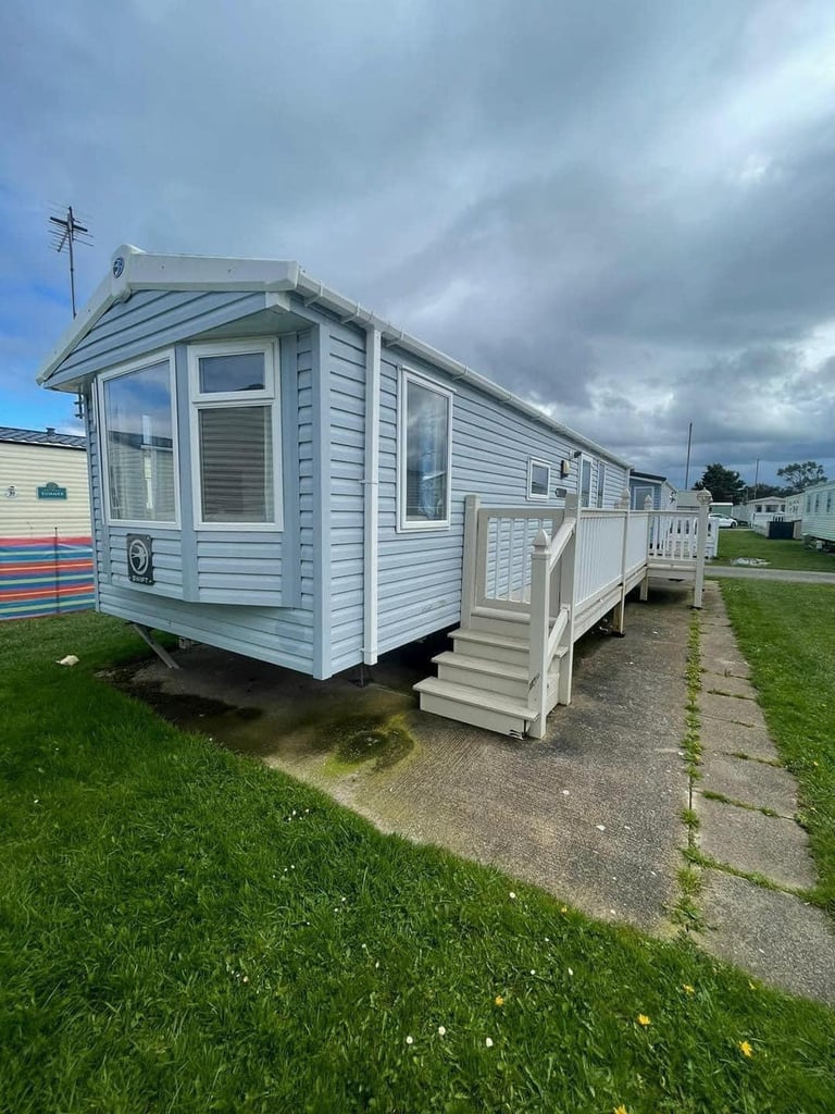 image for Three bedroom static ,decking and incredible views Owners only, open 10.5