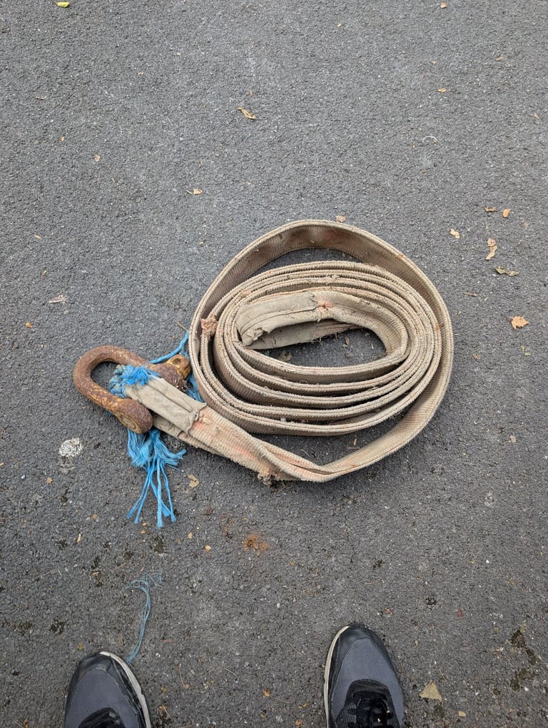 Tow strap 