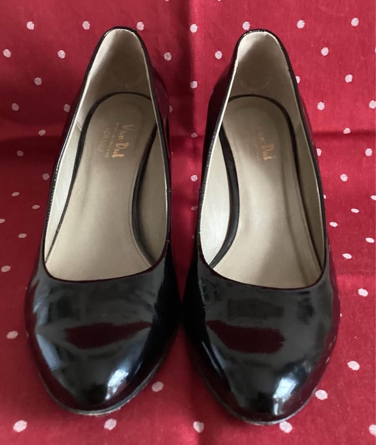 VAN DAL for M & S Size 6   BLACK 3” HEELS Patent HEELS.