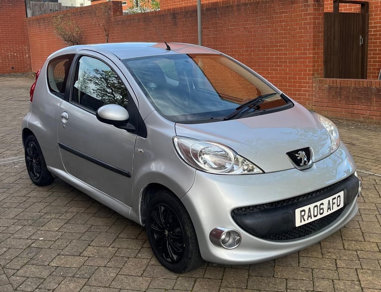Peugeot, 107, Hatchback, 2006, Semi-Auto, 998 (cc), 3 doors