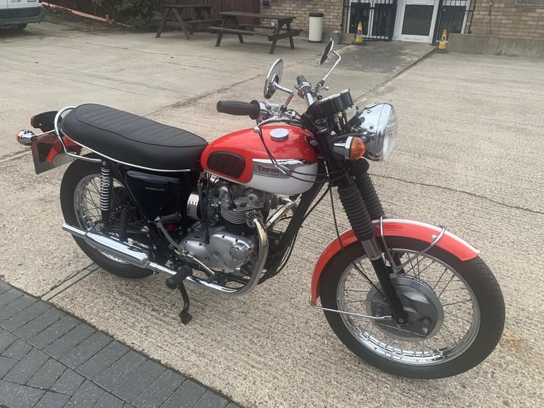 image for Triumph DAYTONA (T100R) 500CC