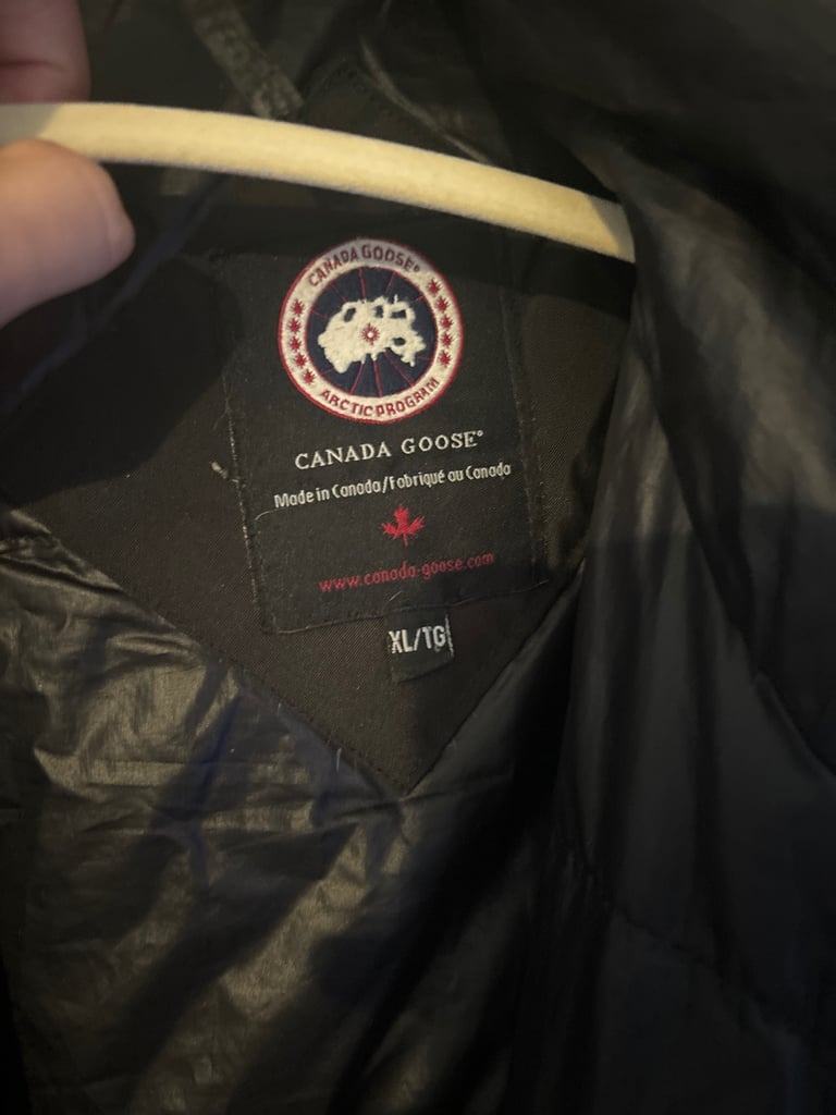 Canada good men’s coat 