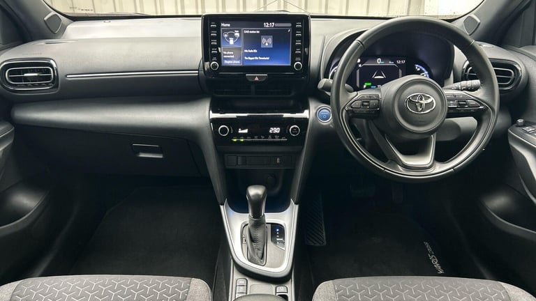  Toyota Yaris Cross 1.5 VVT-h Design SUV 5dr Petrol Hybrid E-CVT Euro 6 (s/s) (116 ps) Petrol/Ele...