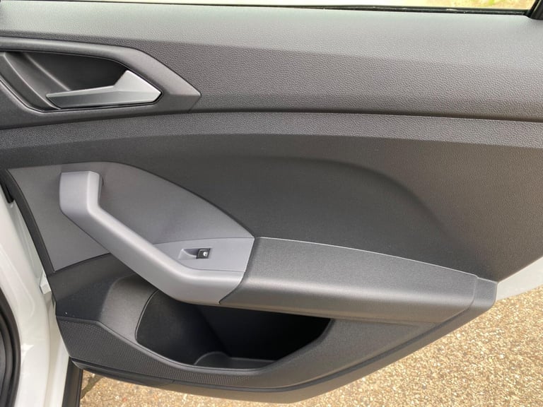 2020 Volkswagen T-Cross 1.0 TSI SE Euro 6 (s/s) 5dr HATCHBACK Petrol Manual