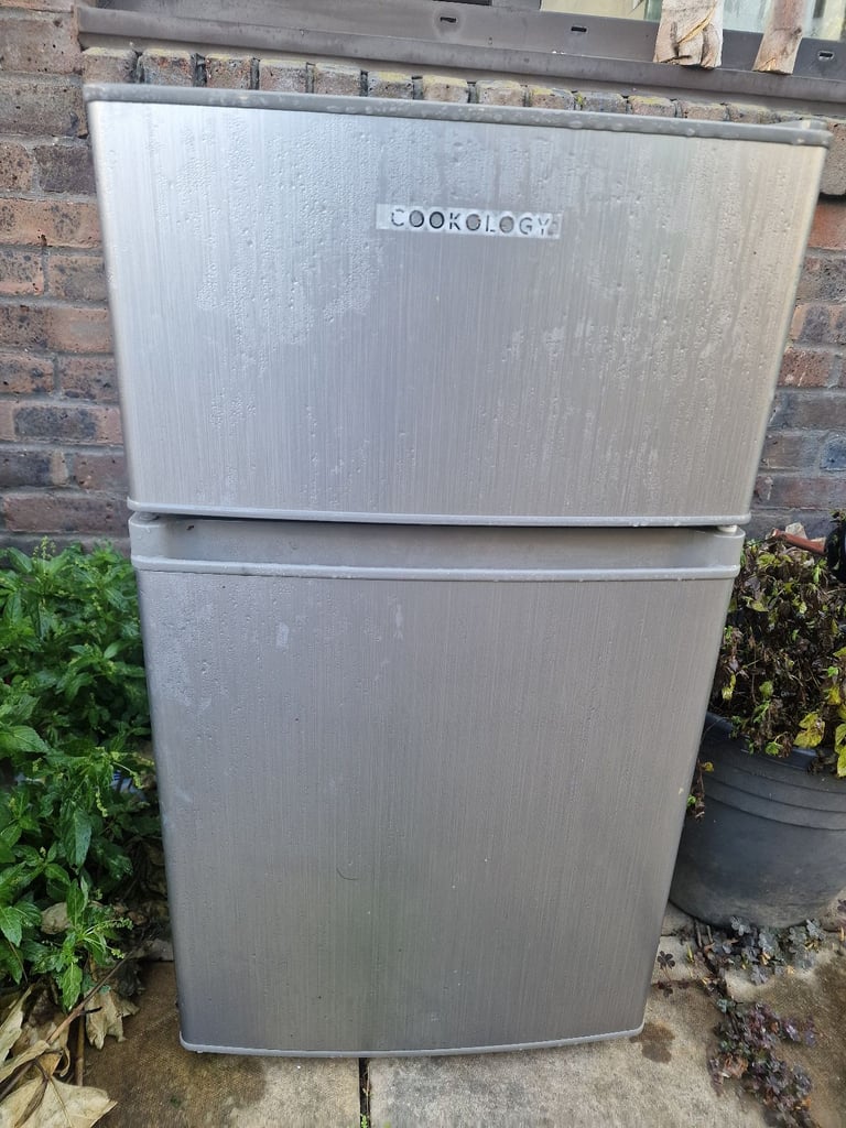Cookology Under Counter Fridge Freezer 87L - Silver Brand new Almost 