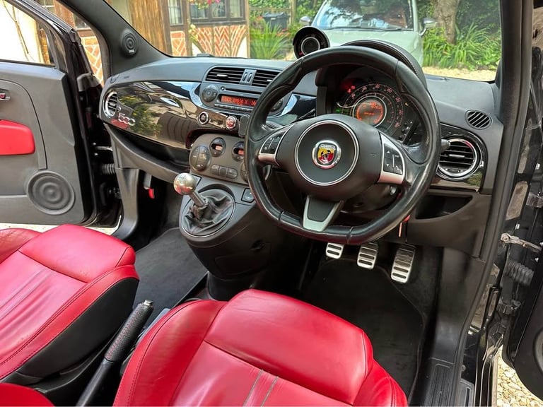 Abarth 595 all original top spec car, xenon's, pan roof, turismo leather, hpi clear, fsh, px swap?