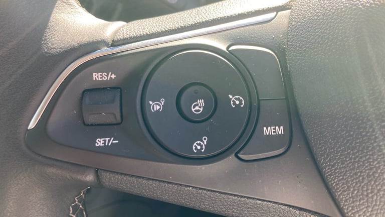 2022 Vauxhall Combo Life 1.5 Turbo D SE XL 5dr [7 seat] MPV DIESEL Manual