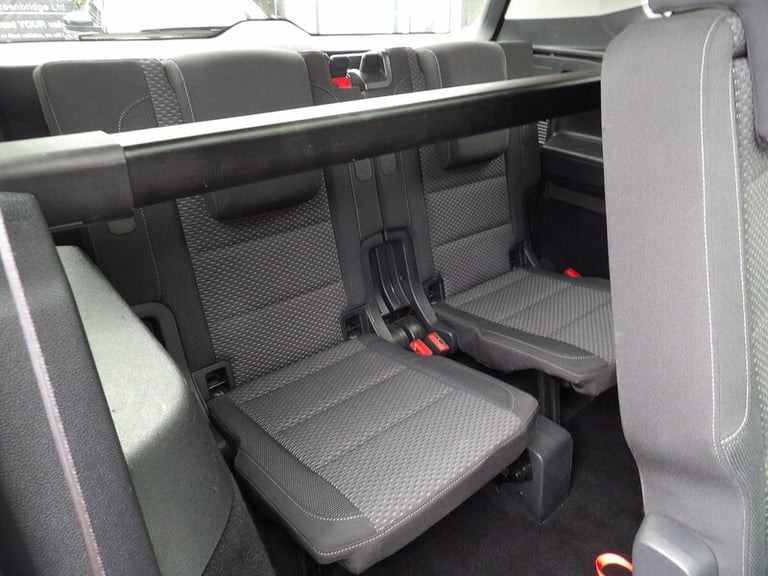 2018 Volkswagen Touran 2.0 TDI SE Family 5dr DSG MPV DIESEL Automatic