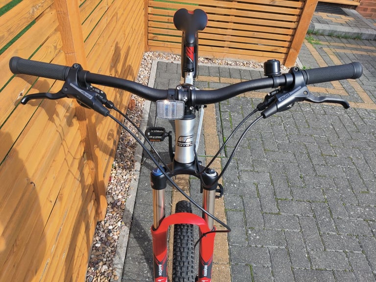 Carrera Fury Hardly used bike 18" frame 