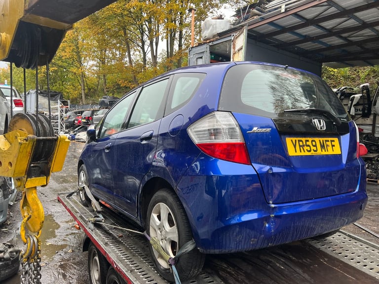 HONDA JAZZ 2009 1.4 PETROL FOR BREAKING
