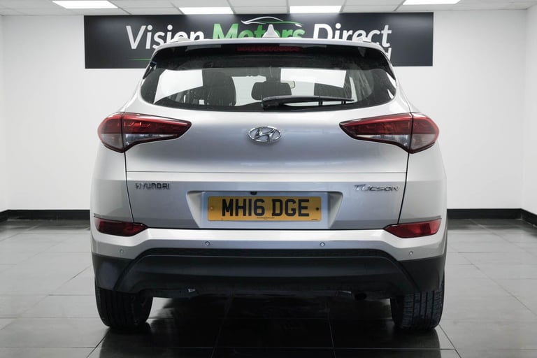  Hyundai TUCSON 1.7 CRDi Blue Drive SE Nav Euro 6 (s/s) 5dr Diesel Manual